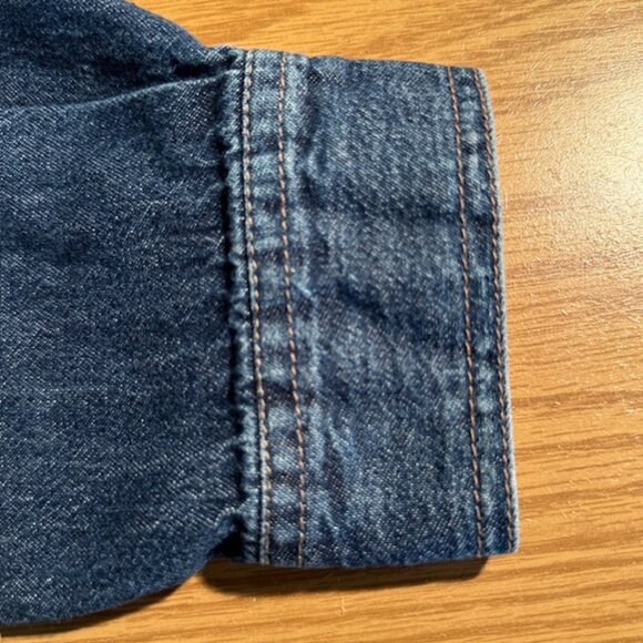 Levi's Vintage Red Tab Denim Shirt Chest Pockets Shacket  Size XL w/defect - Picture 4 of 10